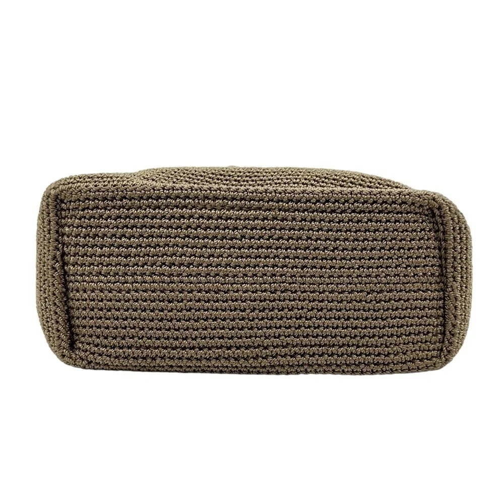 The Sak sak crocheted